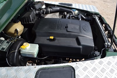 Lot 98 - 2001 Land Rover Defender 90 TD5