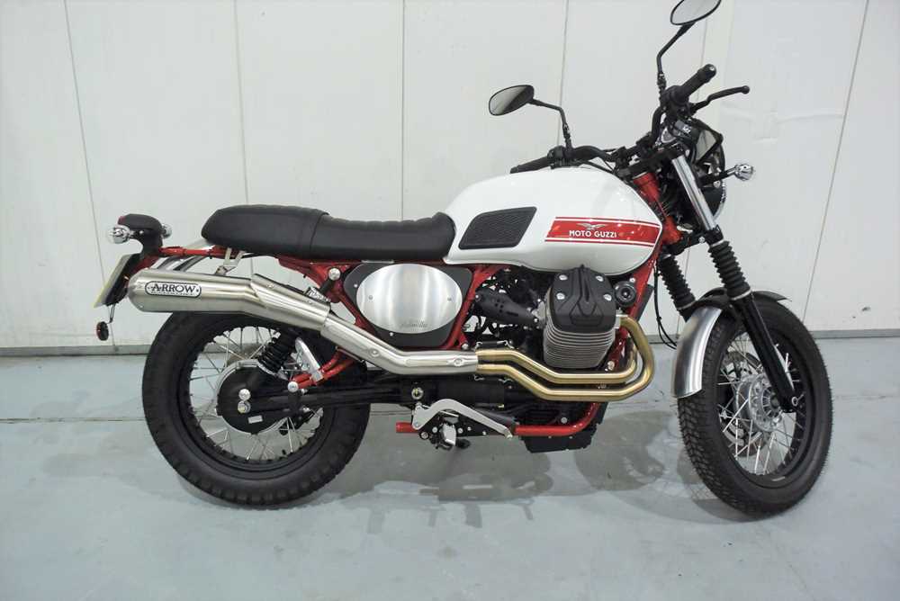 Lot 100 - 2016 Moto Guzzi V7 Stornello