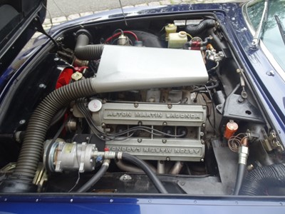 Lot 78 - 1977 Aston Martin V8 'S'
