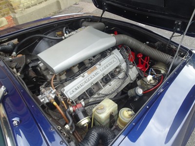 Lot 78 - 1977 Aston Martin V8 'S'