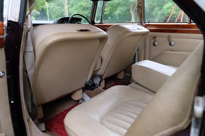 Lot 325 - 1967 Rover P5 Coupe
