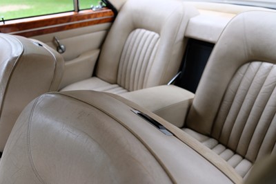 Lot 325 - 1967 Rover P5 Coupe