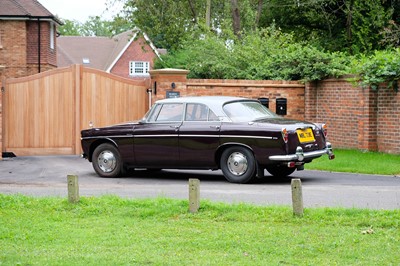 Lot 325 - 1967 Rover P5 Coupe
