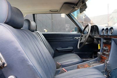 Lot 88 - 1983 Mercedes-Benz 380SL