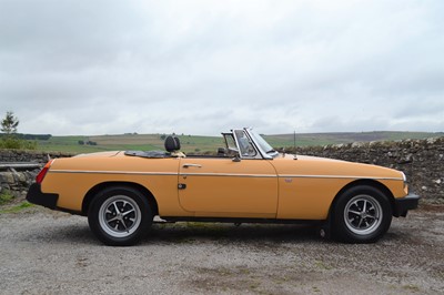 Lot 77 - 1977 MG B Roadster