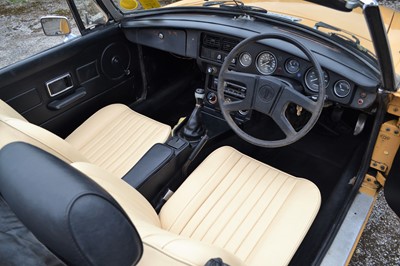 Lot 77 - 1977 MG B Roadster
