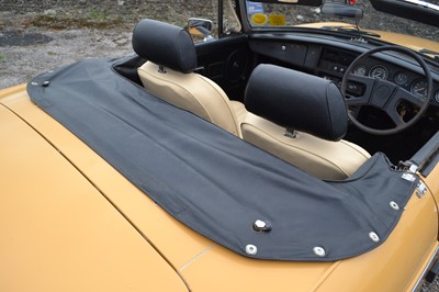 Lot 77 - 1977 MG B Roadster