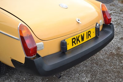 Lot 77 - 1977 MG B Roadster