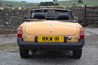 Lot 77 - 1977 MG B Roadster