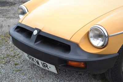 Lot 77 - 1977 MG B Roadster