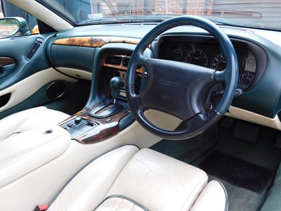 Lot 49 - 1998 Aston Martin DB7 Volante