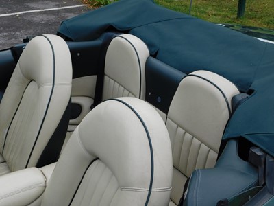 Lot 49 - 1998 Aston Martin DB7 Volante