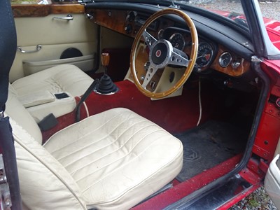 Lot 59 - 1970 MG B V8 Roadster