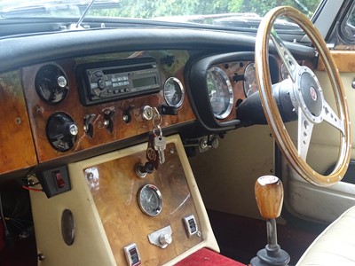 Lot 59 - 1970 MG B V8 Roadster