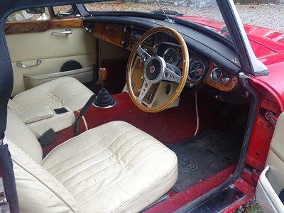 Lot 59 - 1970 MG B V8 Roadster