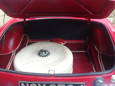 Lot 59 - 1970 MG B V8 Roadster