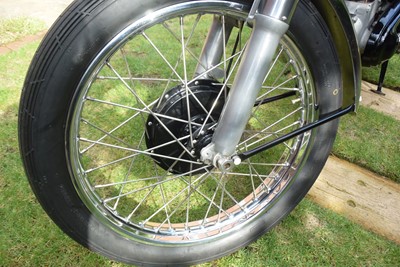 Lot 29 - 1953 Norton ES2