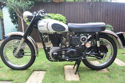 Lot 29 - 1953 Norton ES2