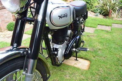 Lot 29 - 1953 Norton ES2