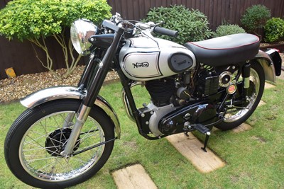 Lot 29 - 1953 Norton ES2