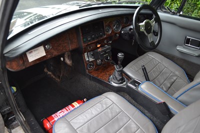 Lot 54 - 1979 MG B GT