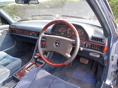 Lot 68 - 1986 Mercedes-Benz 560 SEL