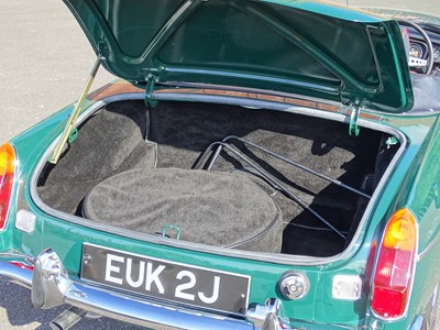 Lot 39 - 1971 MG B Roadster