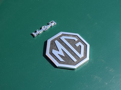 Lot 39 - 1971 MG B Roadster