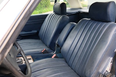 Lot 66 - 1983 Mercedes-Benz 380SL