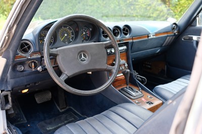 Lot 66 - 1983 Mercedes-Benz 380SL