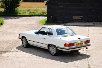 Lot 66 - 1983 Mercedes-Benz 380SL