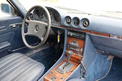 Lot 66 - 1983 Mercedes-Benz 380SL