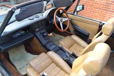 Lot 323 - 1989 Alfa Romeo Spider 2.0 S3