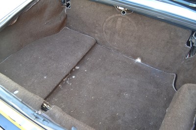 Lot 323 - 1989 Alfa Romeo Spider 2.0 S3