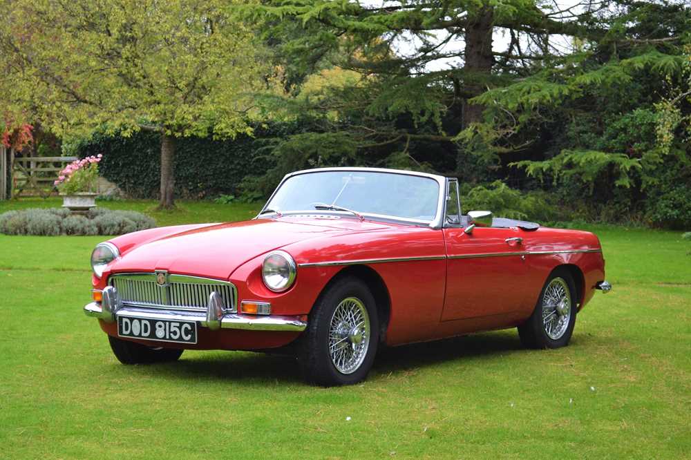 Lot 309 - 1965 MG B Roadster