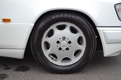 Lot 305 - 1994 Mercedes-Benz E220 Coupe