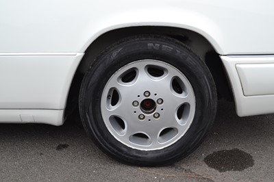 Lot 305 - 1994 Mercedes-Benz E220 Coupe
