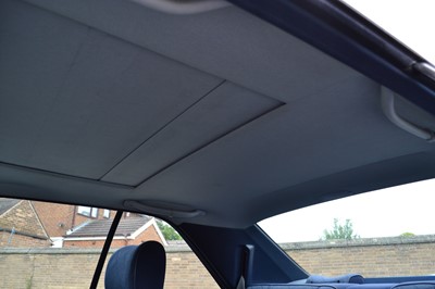 Lot 305 - 1994 Mercedes-Benz E220 Coupe