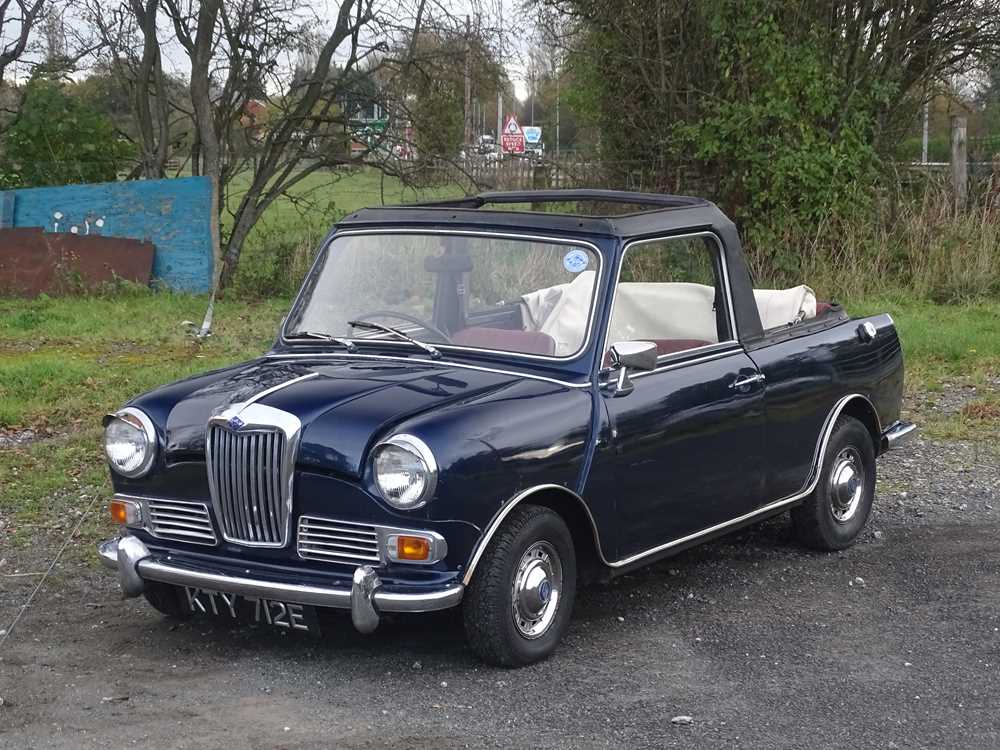 Lot 326 - 1967 Riley Elf Convertible