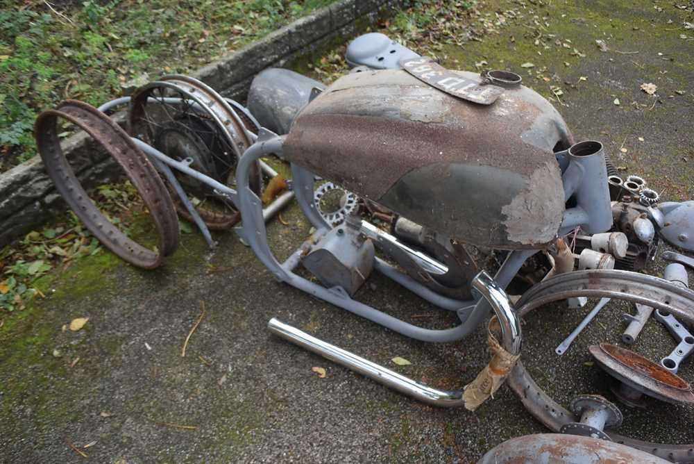 Lot 210 - c1954 Norton 88 Dominator