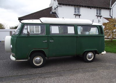 Lot 301 - Volkswagen Type 2 (T2) Camper