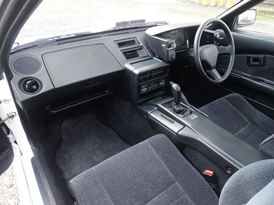 Lot 49 - 1990 Toyota MR2