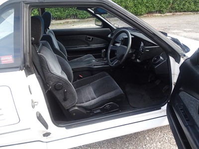 Lot 49 - 1990 Toyota MR2