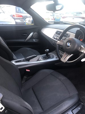 Lot 32 - 2004 BMW Z4 2.5 SE