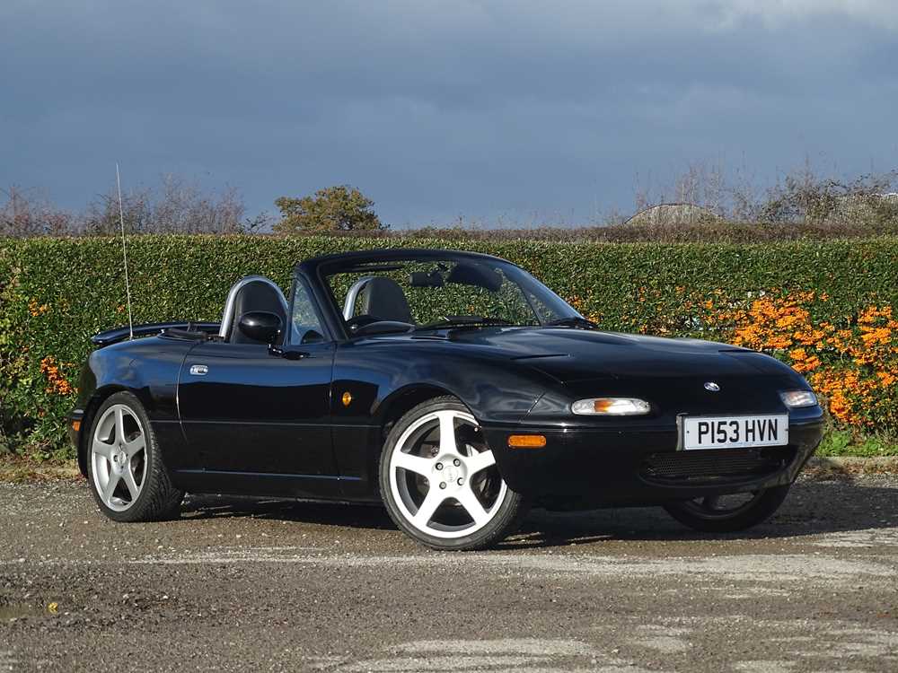 Lot 22 - 1997 Mazda MX5
