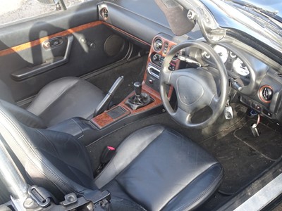 Lot 22 - 1997 Mazda MX5