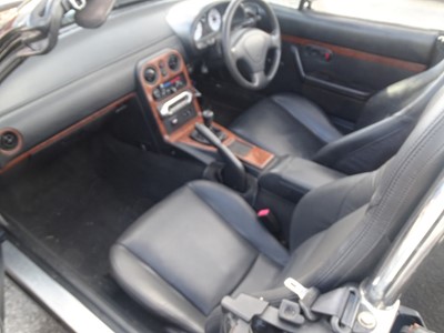 Lot 22 - 1997 Mazda MX5