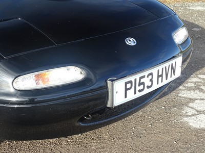 Lot 22 - 1997 Mazda MX5