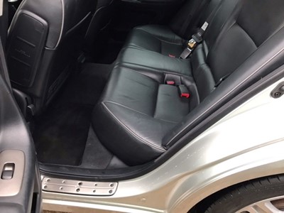 Lot 69 - 2003 Lexus IS300 Sport Cross