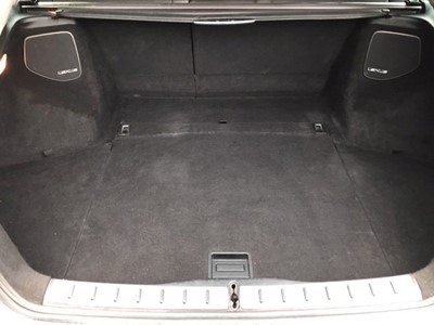 Lot 69 - 2003 Lexus IS300 Sport Cross
